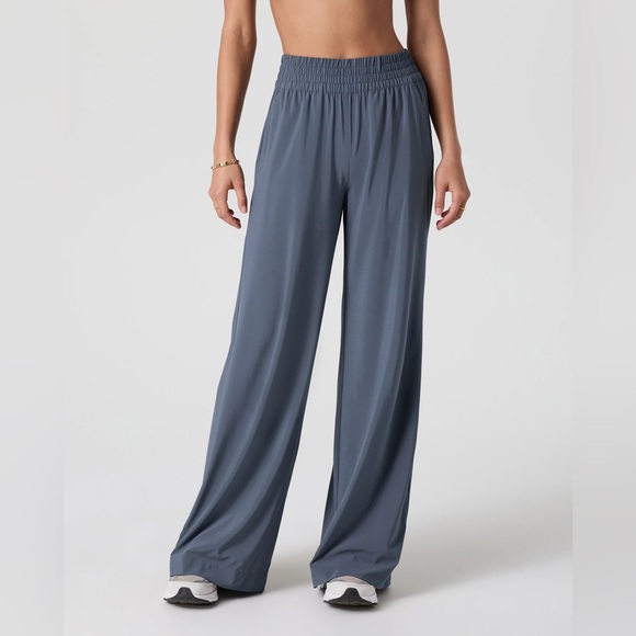 Vuori Pants - Vuori Villa Wide Leg Pant Medium Blue